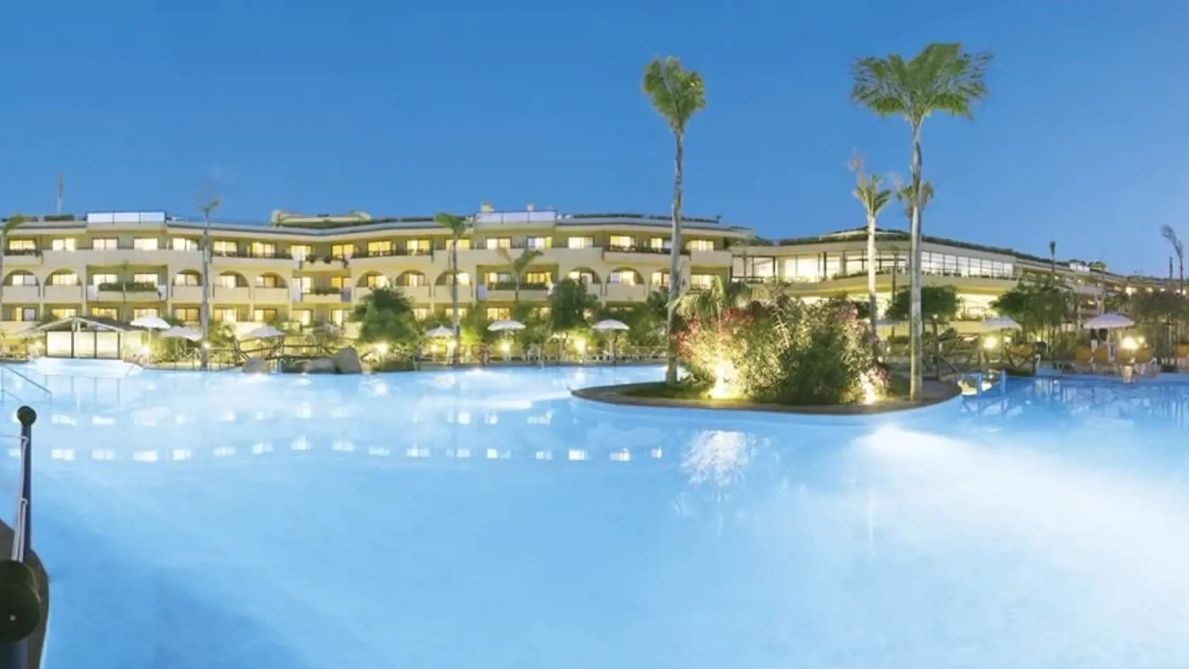 Fiesta Garden Beach*****