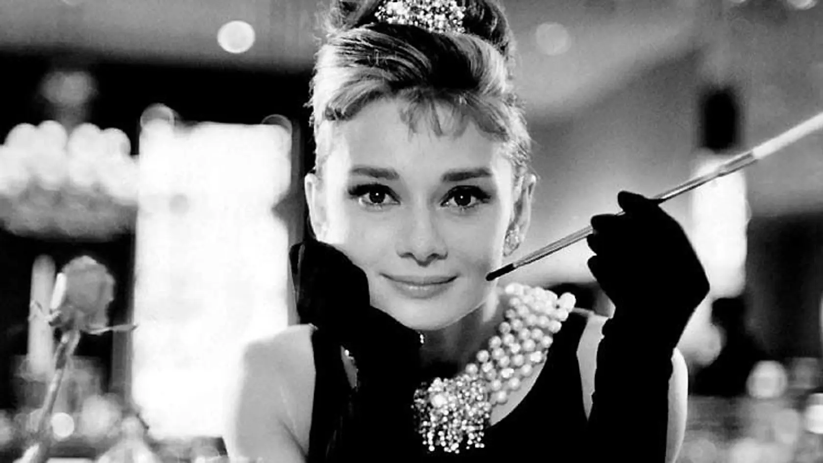 „Najdôležitejšie je tešiť sa zo života – byť šťastný – to je všetko, na čom záleží.“ Audrey Hepburn