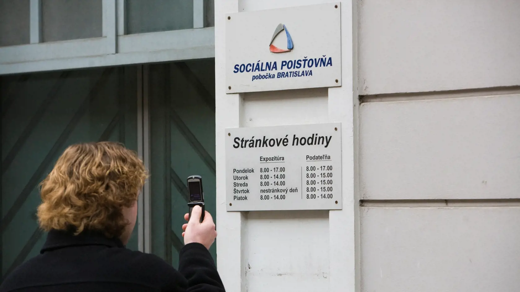 Sociálna poisťovňa vyzýva klientov na aktiváciu nového prístupu do e-služieb, grid karty končia.