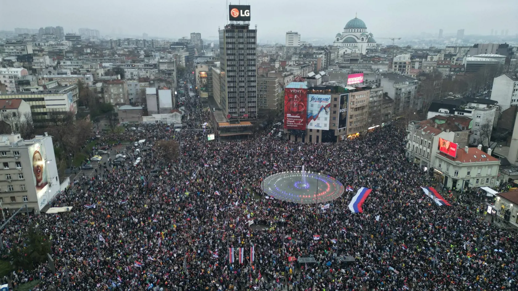 Protivládny protest v srbskom Belehrade 15. marca 2025.