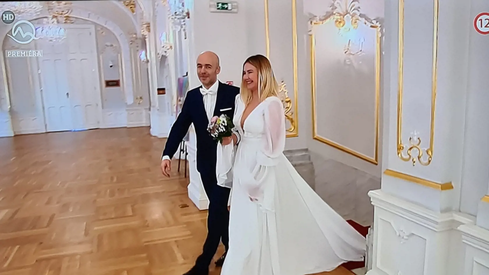 Február 2022: Zuzana Haasová sa tretíkrát vydala. Jej manželom je huslista Viliam.