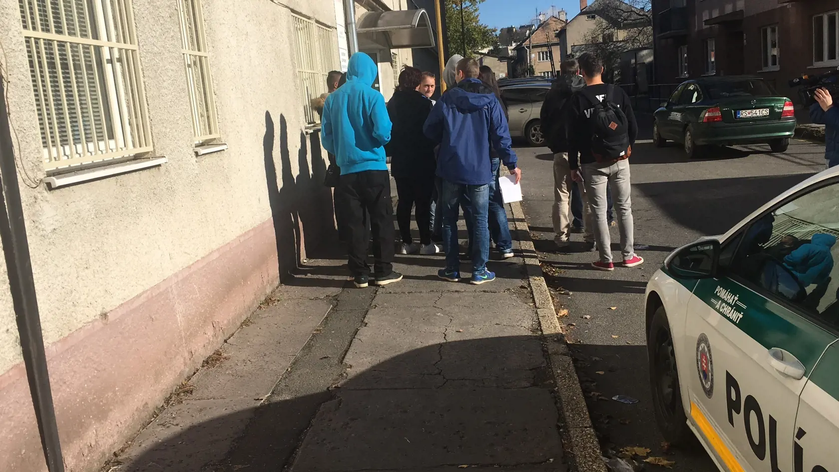 V pondelok podalo 14 ľudí na polícii v Rimavskej Sobote hromadné trestné oznámenie pre podvod za prácu v Taliansku.