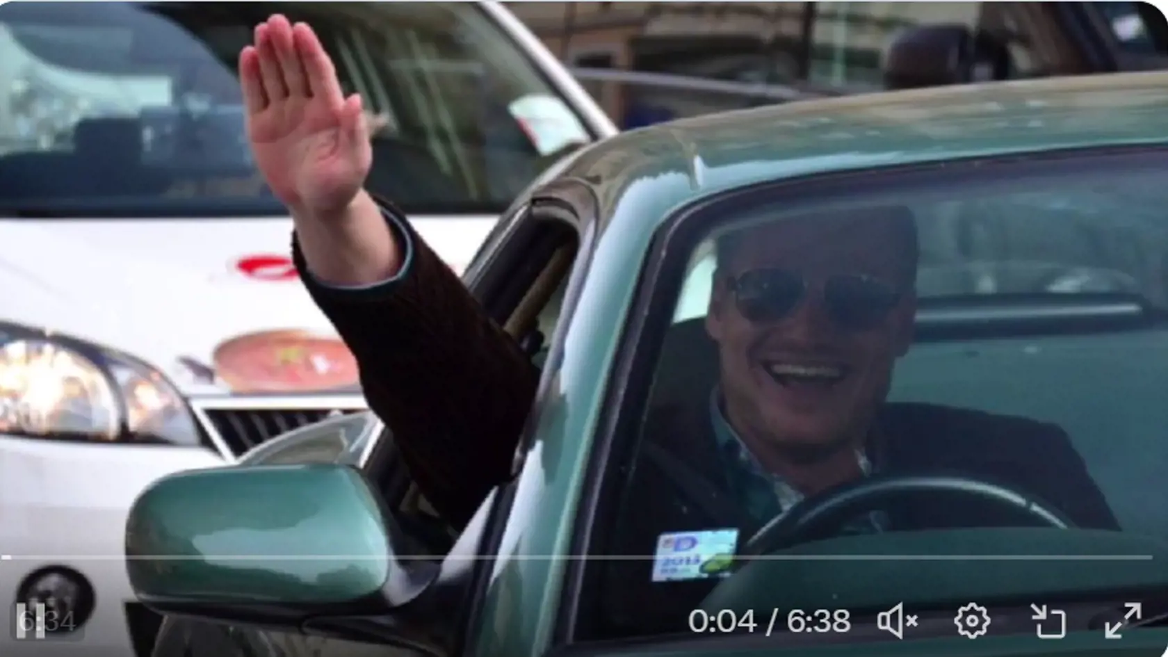 Filip Turek vedie okázalý život. V europarlamente aj vďaka nemu nuda nebude.