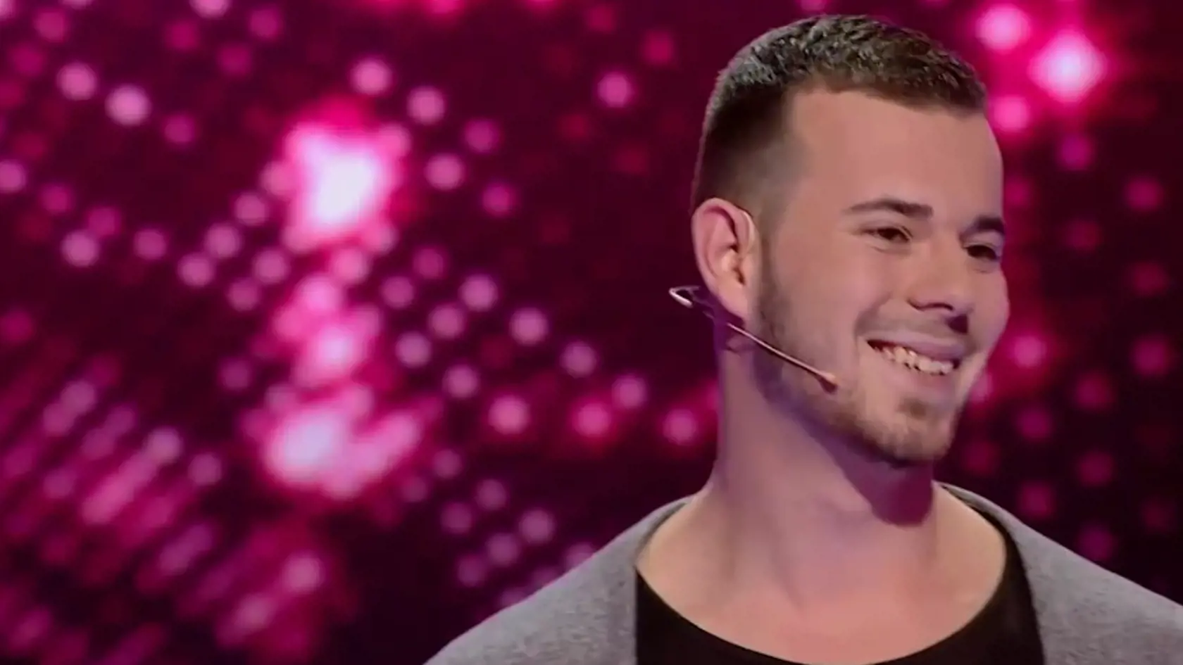 Šou Take me out je plná sexi krások, ktoré sú vždy dokonale upravené a nalíčené.