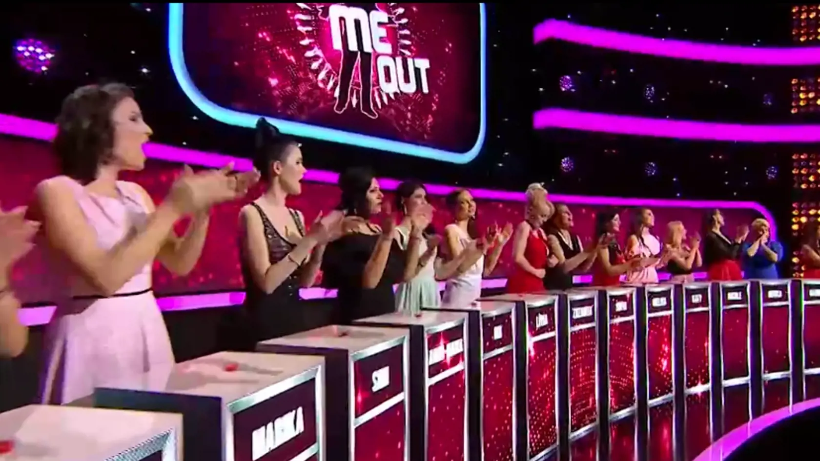 Šou Take me out je plná sexi krások, ktoré sú vždy dokonale upravené a nalíčené.