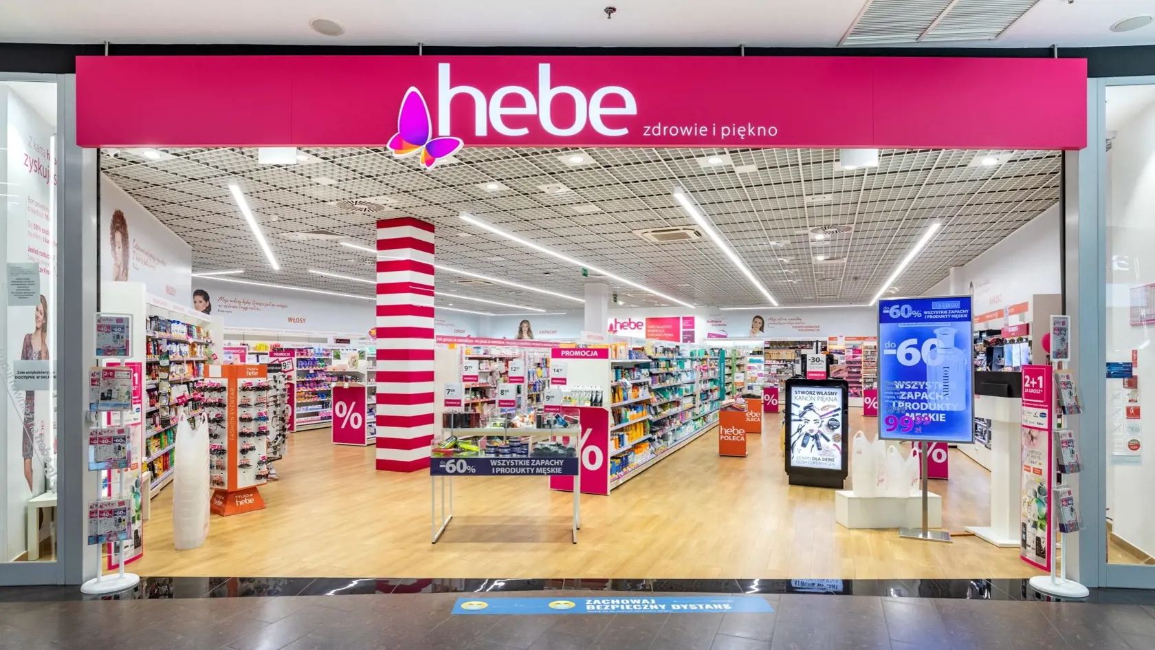 Konkurencia tento rok pribudne aj drogériám Teta, 101 drogerie či dm drogerie markt. Z trhového podielu si chce časť ukrojiť poľský reťazec Hebe.