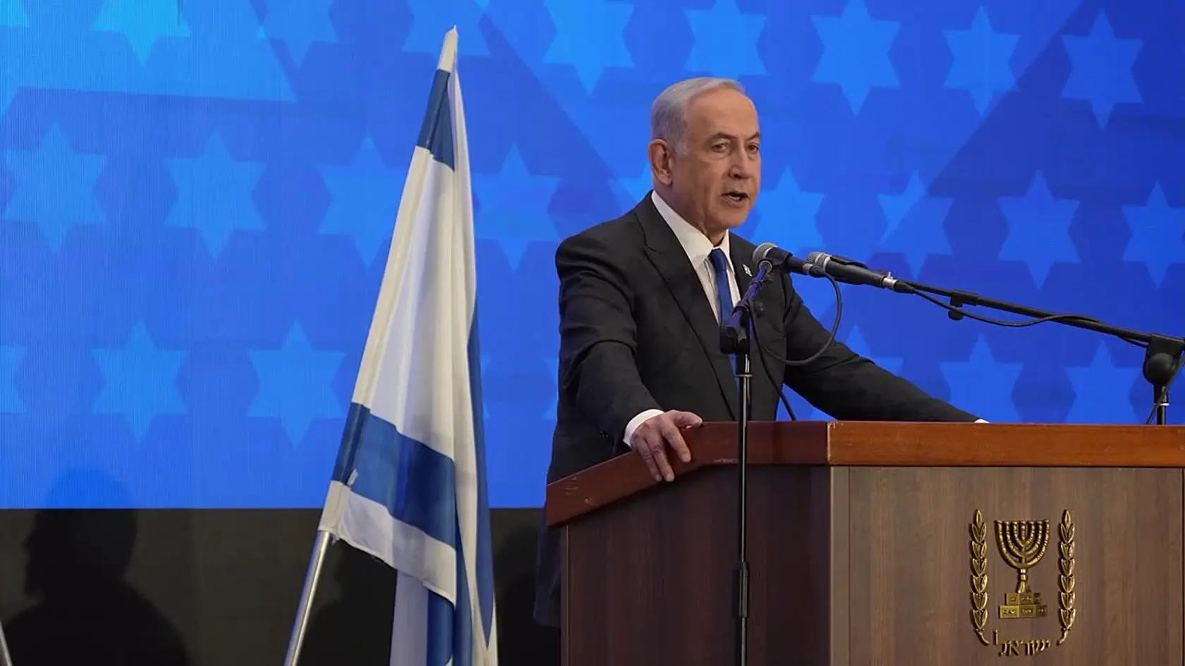 Izraelský premiér Benjamin Netanjahu v utorok oznámil, že odvolal ministra obrany Joava Galanta.