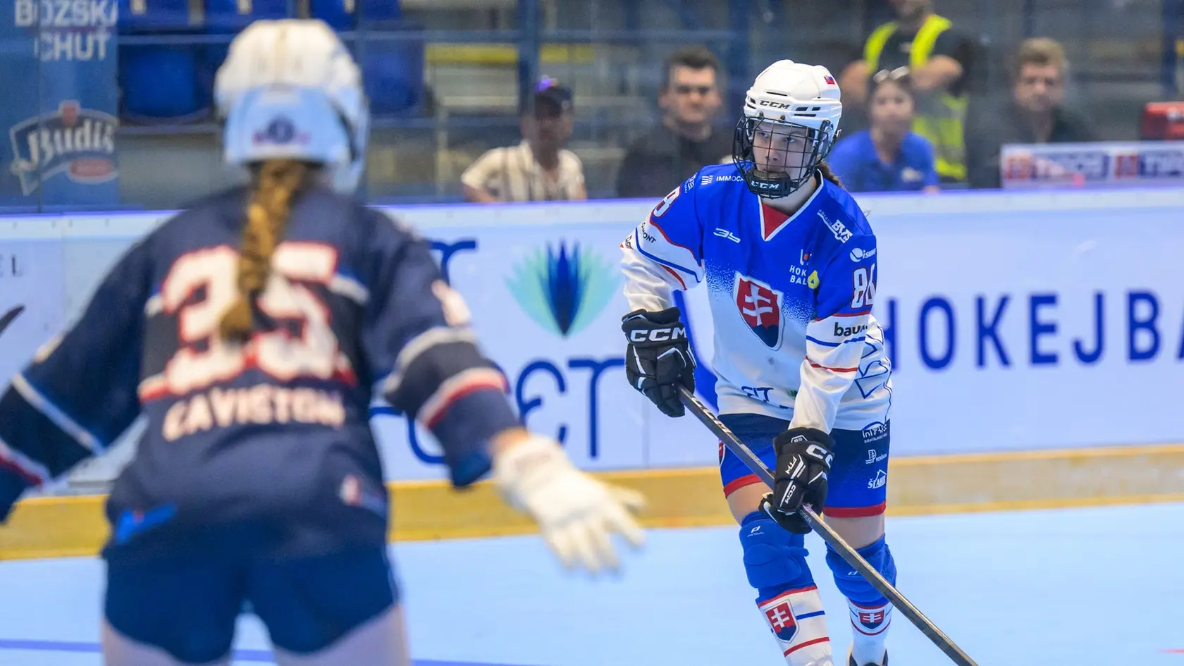 Na snímke Nela Lopušanová (Slovensko) počas zápasu majstrovstiev sveta junioriek.