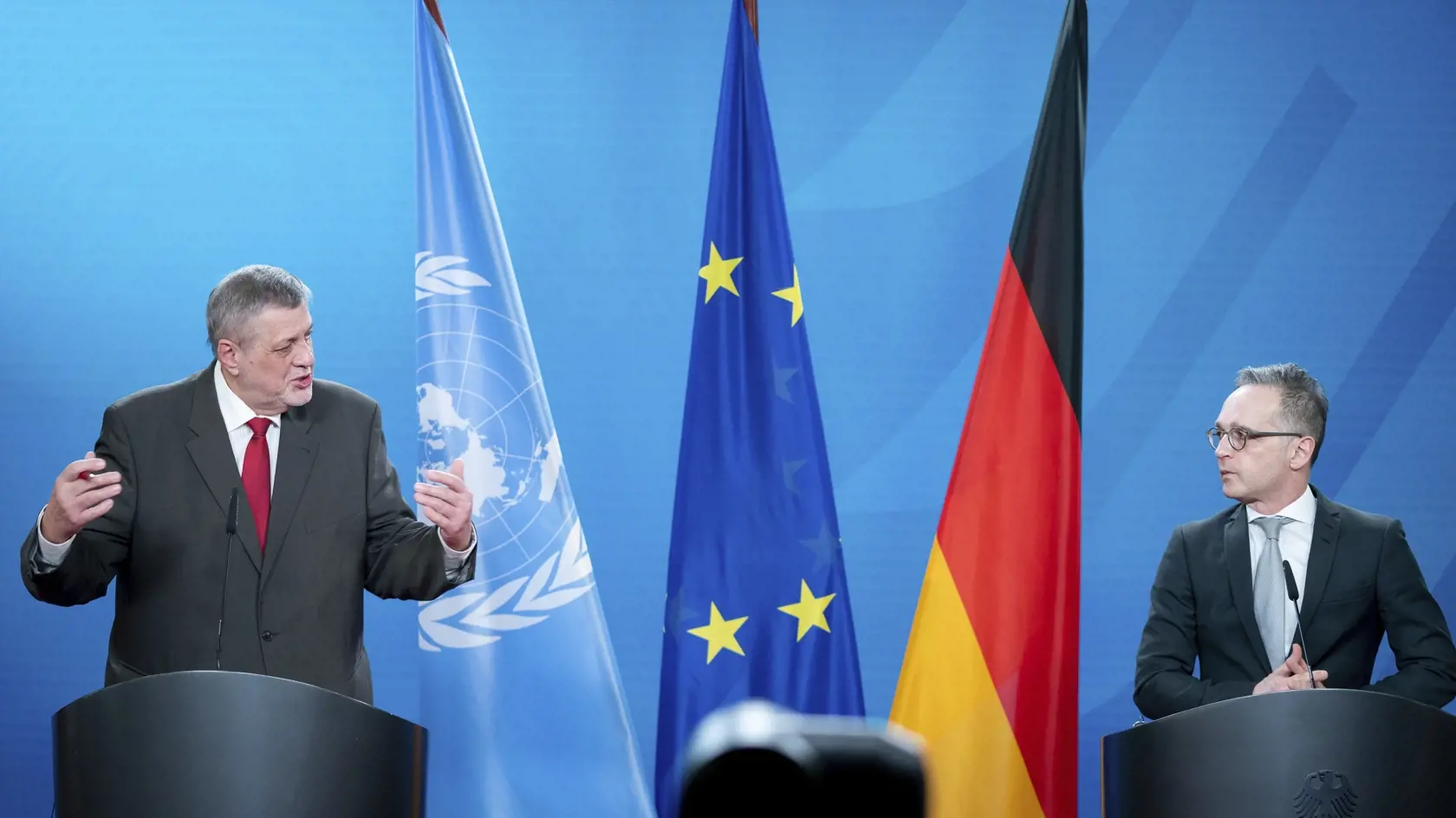 Ján Kubiš (vľavo) a nemecký minister zahraničných vecí Heiko Maas počas tlačovej konferencie na pôde rezortu diplomacie v Berlíne vo štvrtok 18. marca 2021.