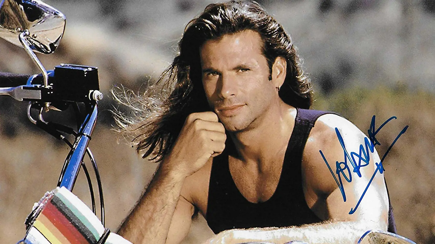 Lorenzo Lamas v seriáli Odpadlík, ktorý televízie vysielali najmä v 90. rokoch, kedy vznikol.