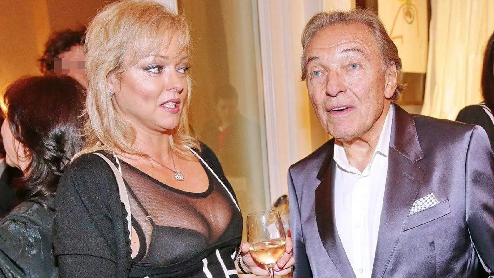 Dominika Gottová, Karel Gott
