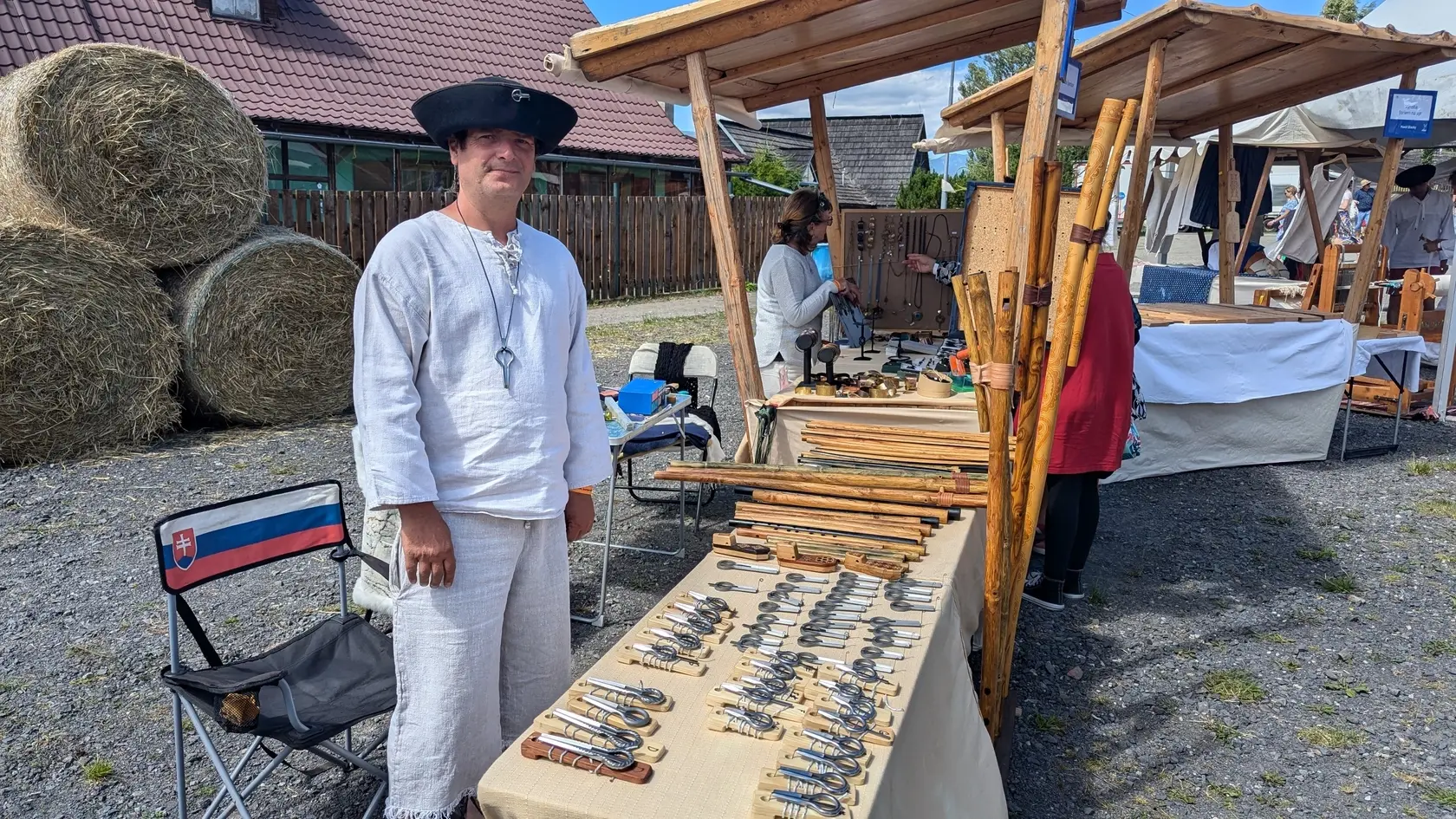  Pod končiarmi Tatier sa na začiatku júla už dlhé roky stretáva folklórny svet z celého Slovenska.