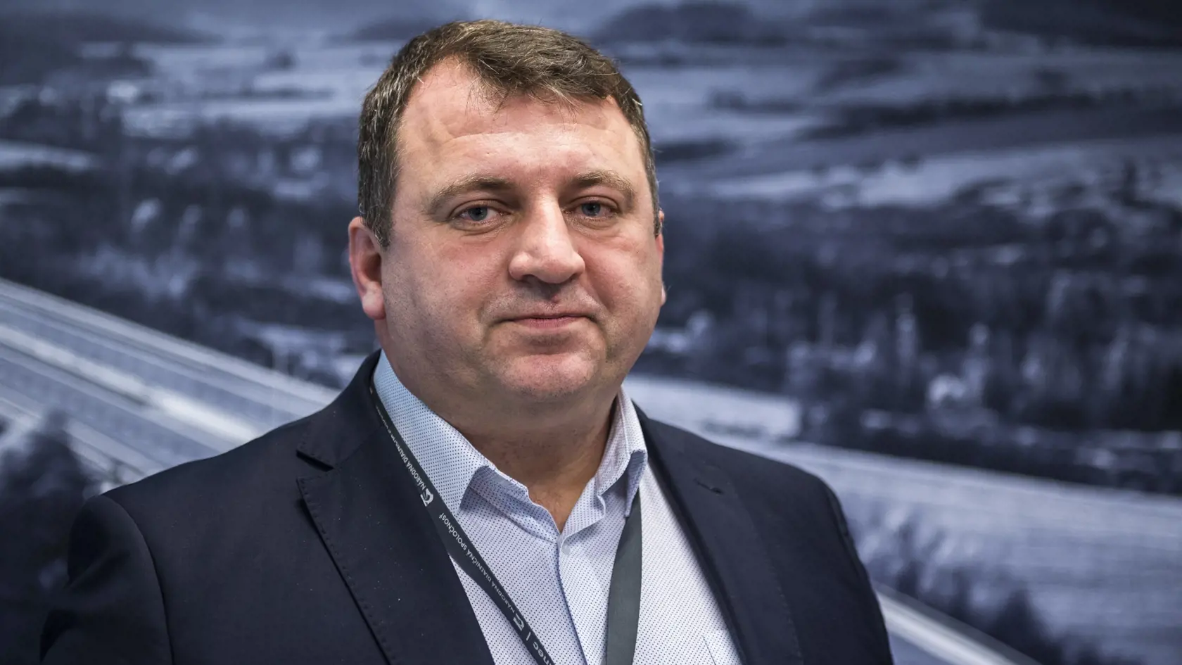 Na snímke podpredseda predstavenstva, riaditeľ úseku spoplatnenia a IT Národnej diaľničnej spoločnosti (NDS) Jaroslav Ivanco, ktorý oznámil skvelú novinku o mýte.