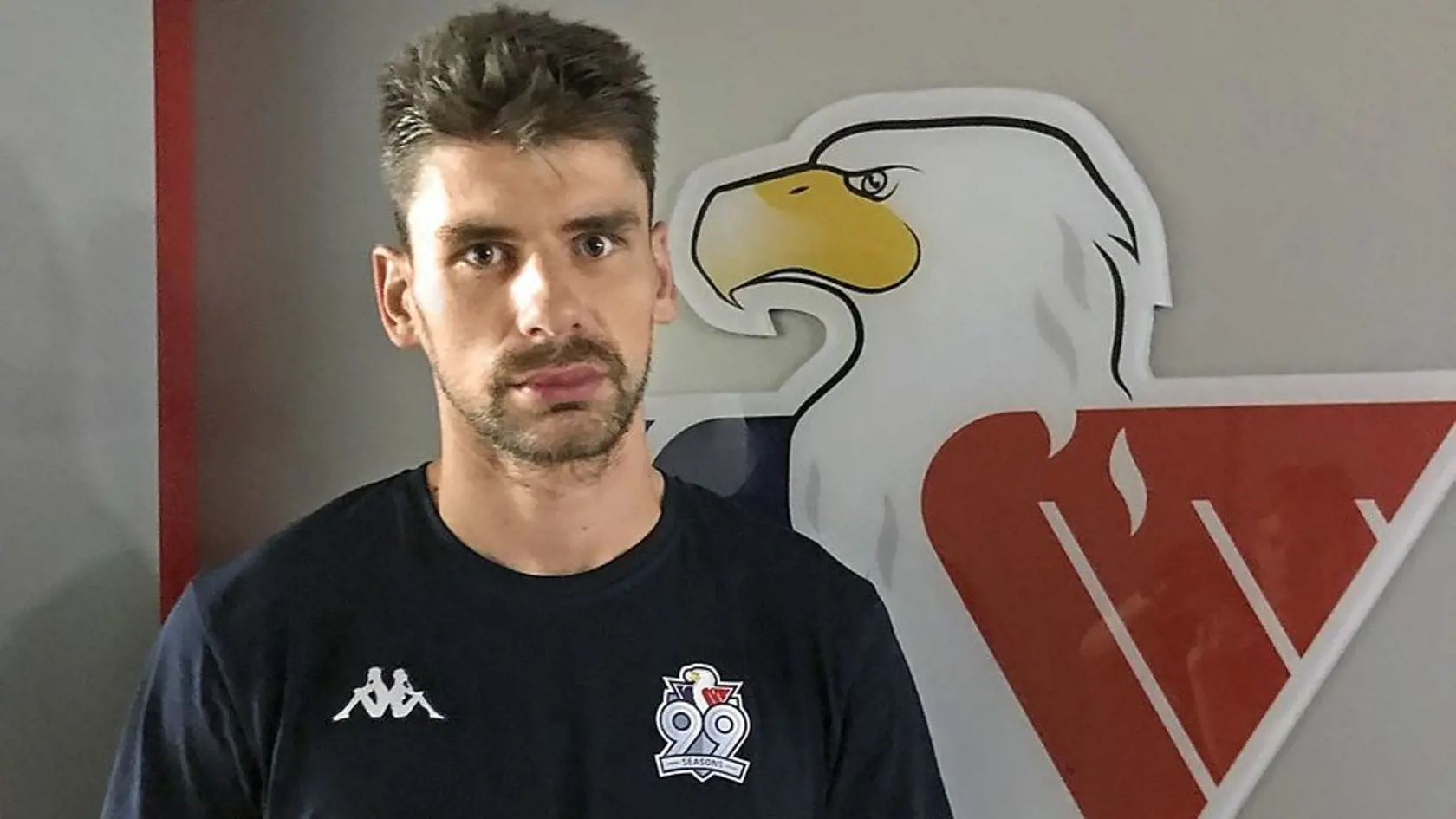 Valach sa včera hlásil na klube a absolvoval aj  prvý tréning.