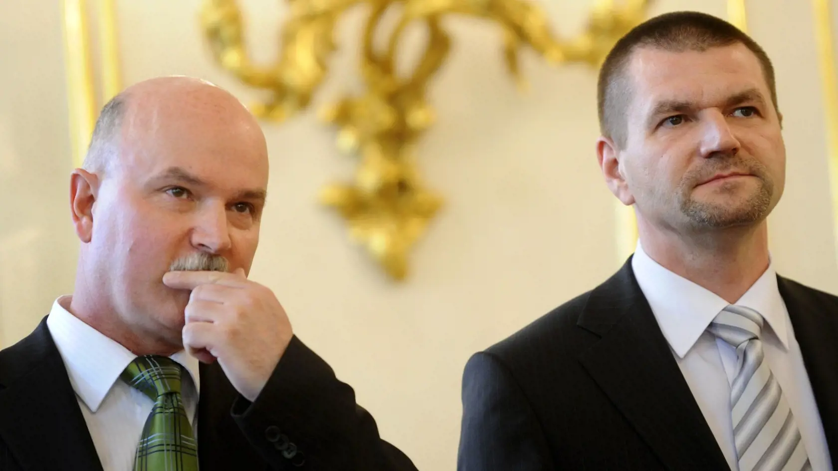 15. apríla 2009 v Bratislave: Vpravo nový minister výstavby a regionálneho rozvoja SR Igor Štefanov a vľavo odchádzajúci minister Marian Janušek.