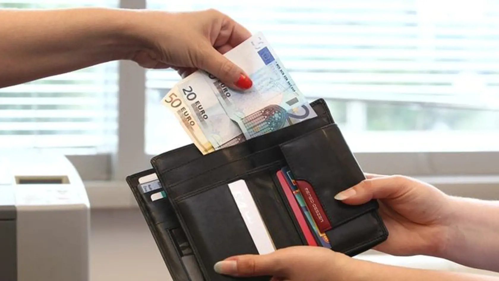 Niekto dostane až 100 eur, iný sa musí uskromniť.