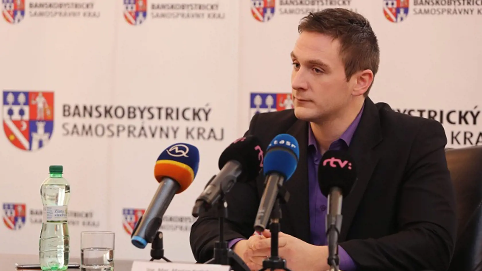 Na šéfa OĽANO pre jeho slová podal trestné oznámenie europoslanec Milan Uhrík.