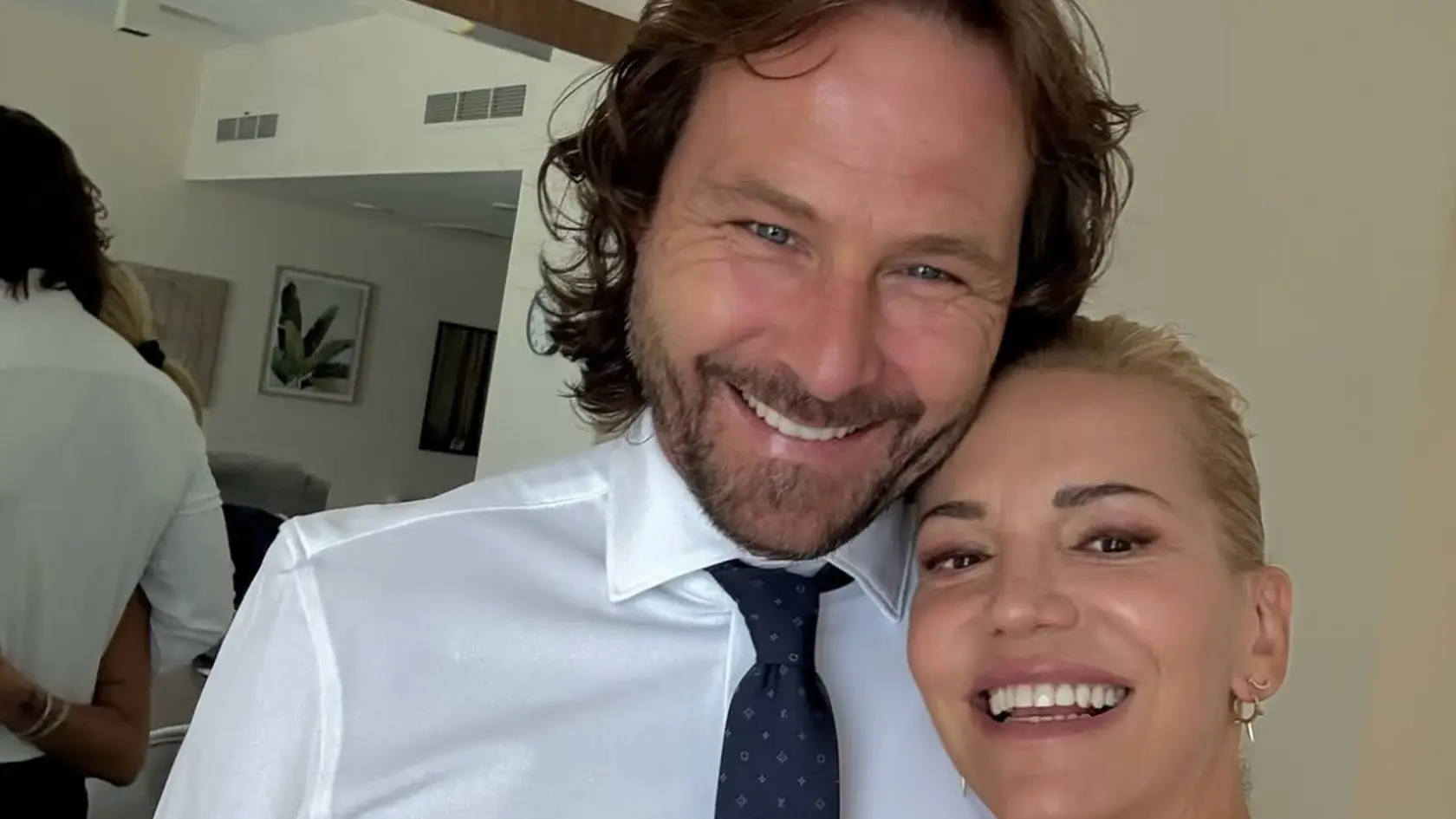 Pavel Nedvěd po boku Dary Rolins žiari šťastím