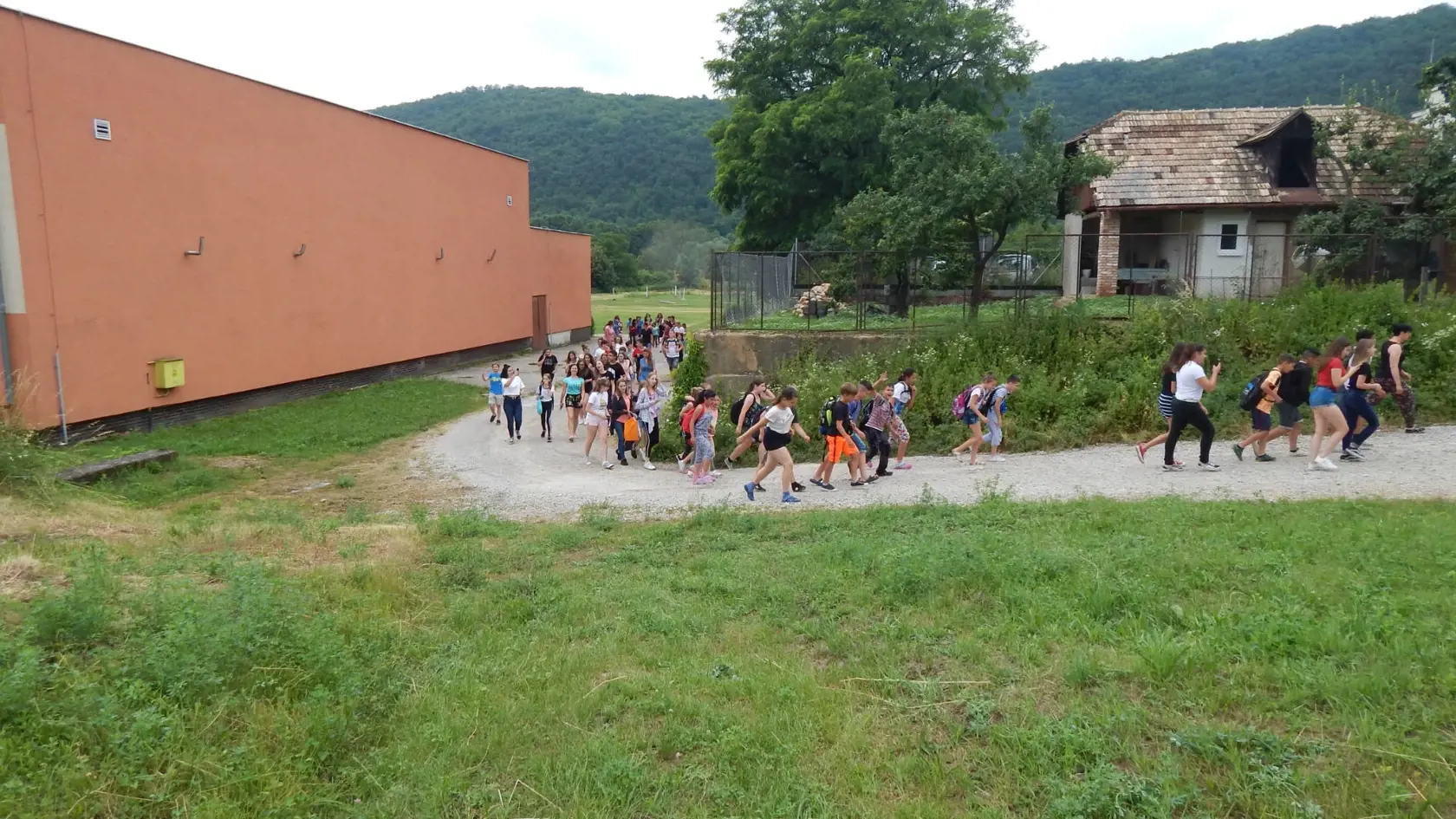 Pascu zlodejke nastražili pravdepodobne žiaci, keďže peniaze zmizli aj uplynulý týždeň.