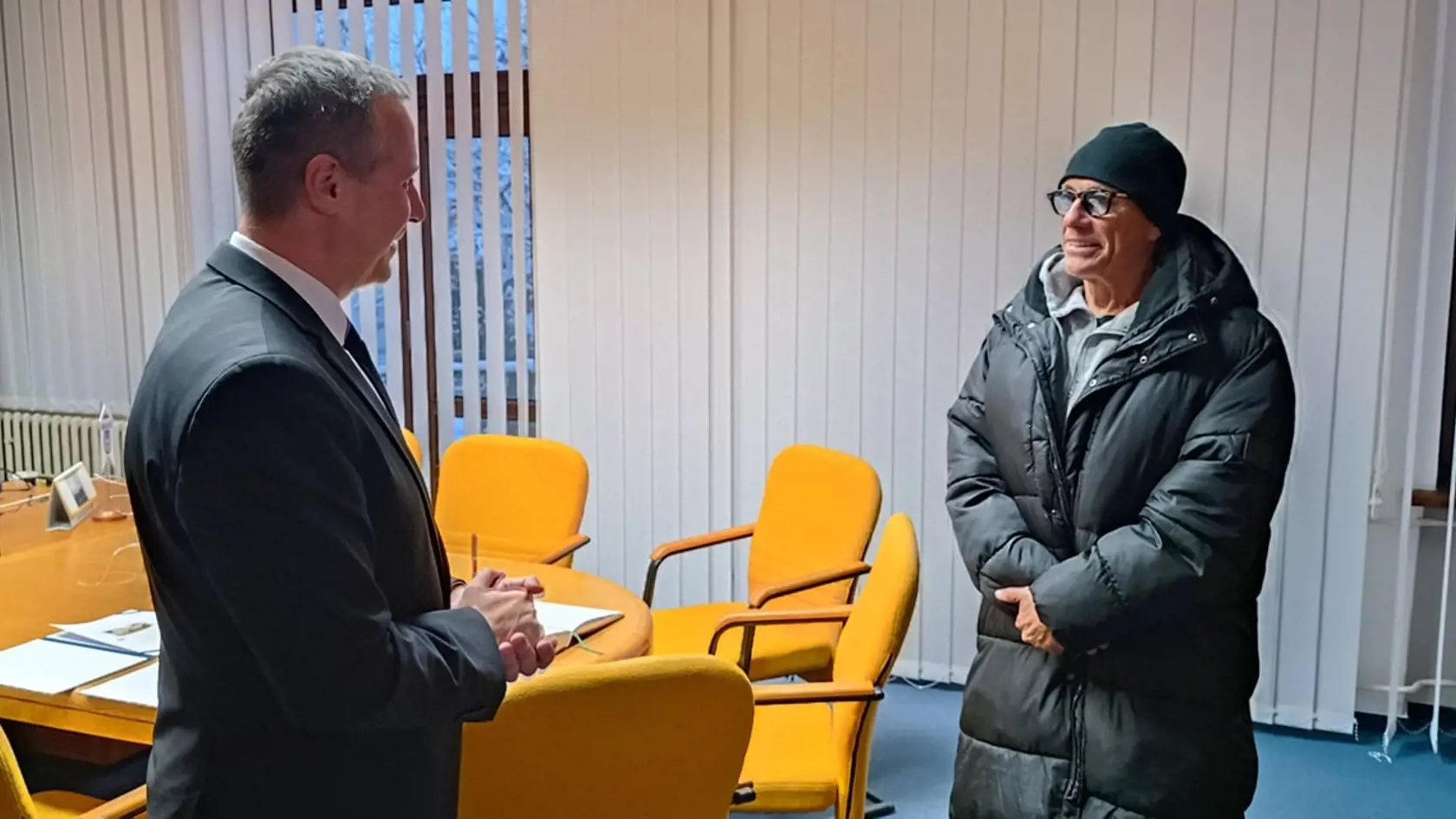 Na michalovskej radnici: Michalovský primátor spomínal aj spoluprácu s hercom.