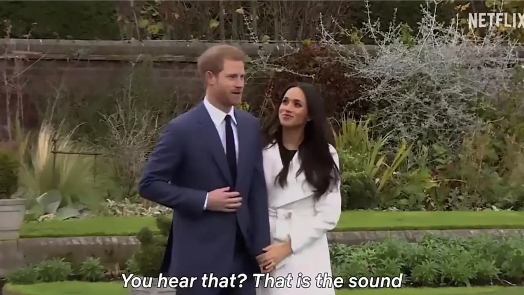 Dokument Harry a Meghan momentálne beží na Netflixe. Jeho pokračovanie je naplánované na 15. decembra. Kráľovská dvojica sľubuje pravdu ohľadom monarchie a vzťahov. V prvých troch častiach sme sa však doposiaľ nič nové nedozvedeli.