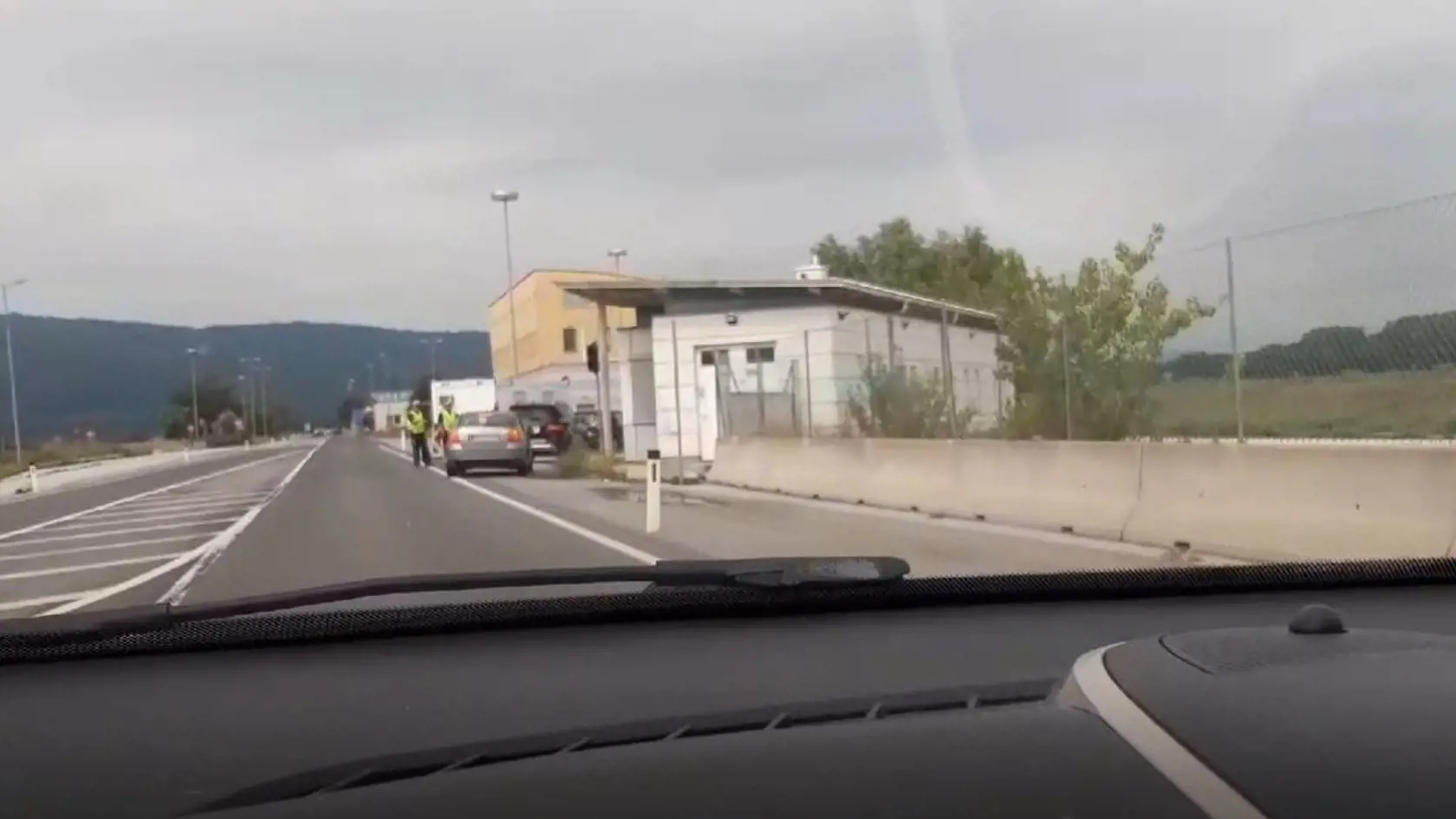 Na hraničnom priechode Berg sú znova kontroly.