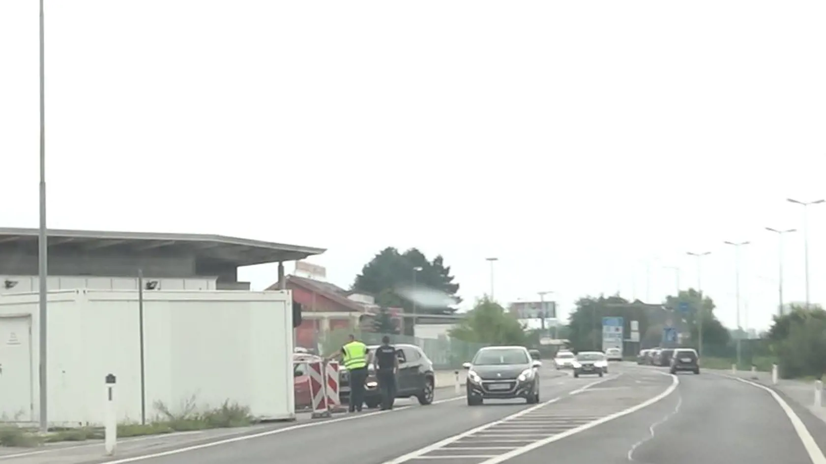 Na hraničnom priechode Berg sú znova kontroly.