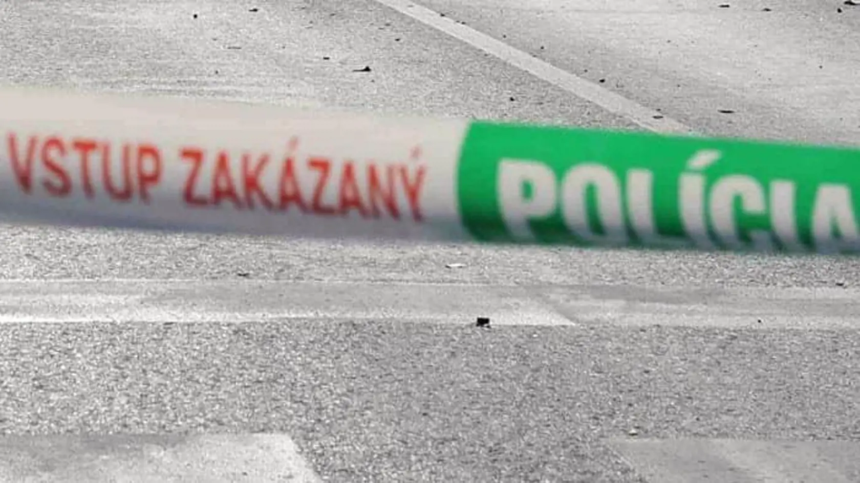 Následkom toho došlo k zrážke vozidla s chodcom. Muž pri dopravnej nehode utrpel zranenia nezlučiteľné so životom, ktorým, na mieste dopravnej nehody podľahol.