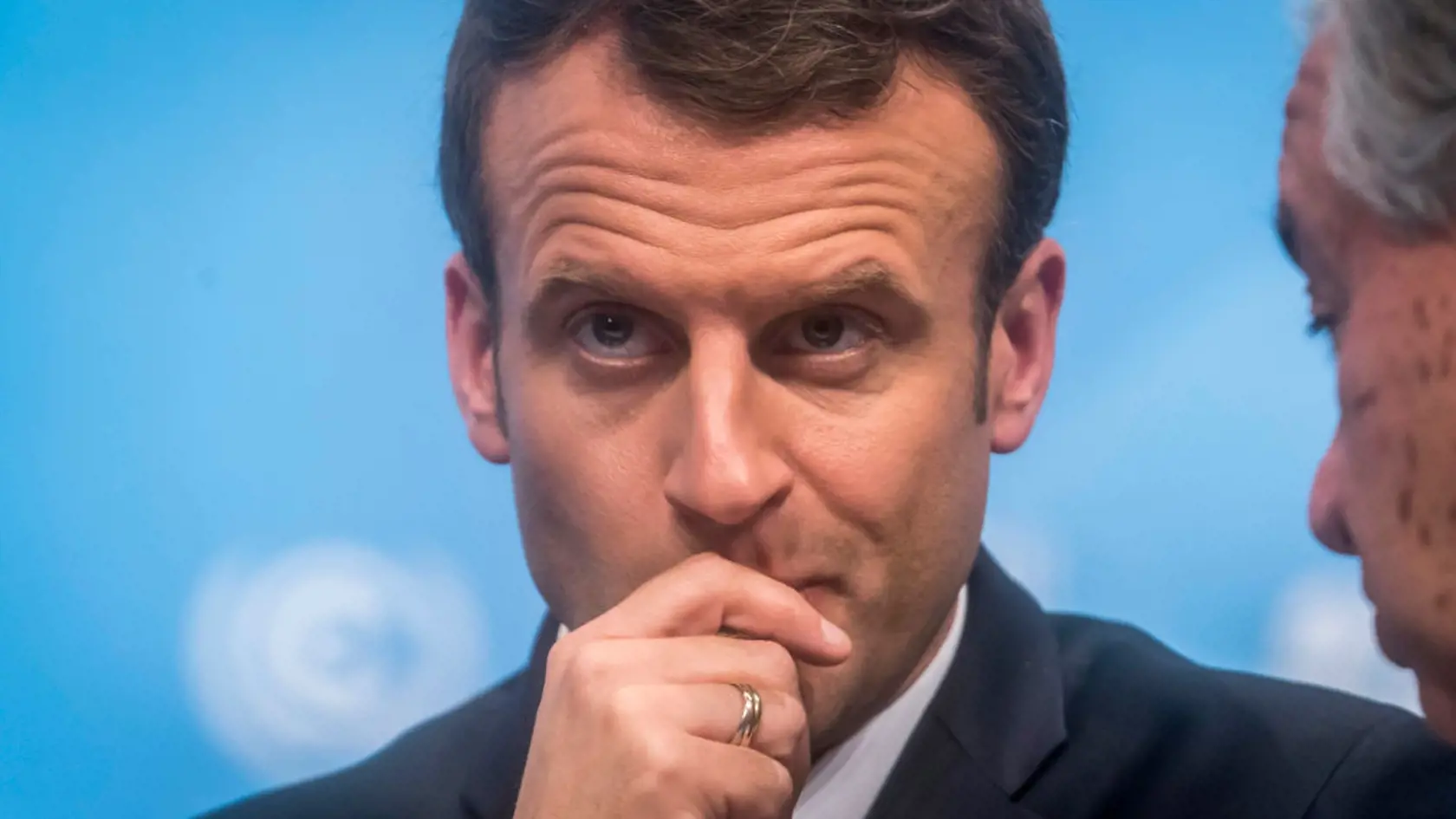 Francúzsky prezident Emmanuel Macron (40) má o  rokov staršiu manželku. 