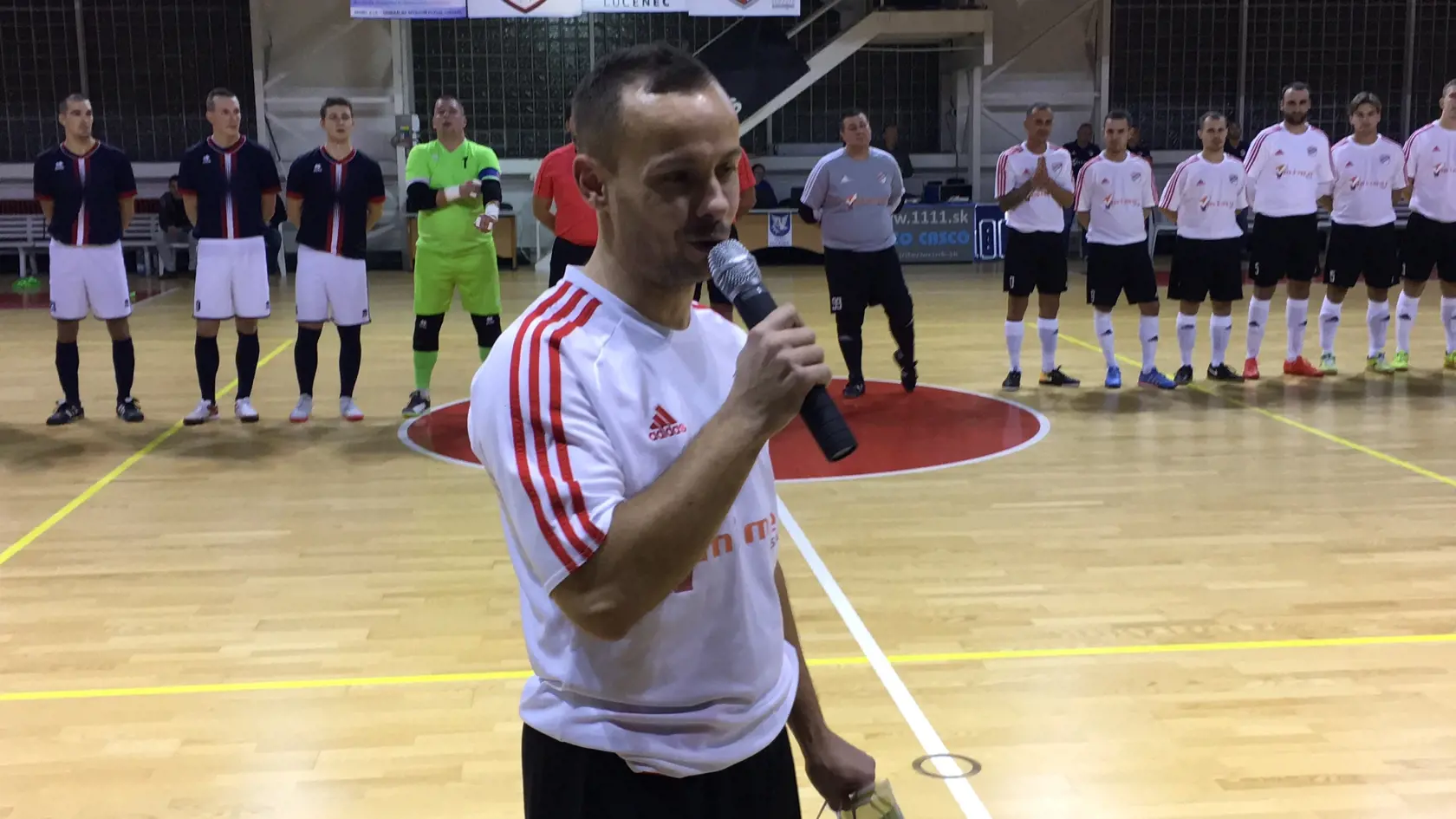 Pomôcť ťažko chorej Dominike vymyslel kapitán Mimel Lučenec Attila Fehervári.