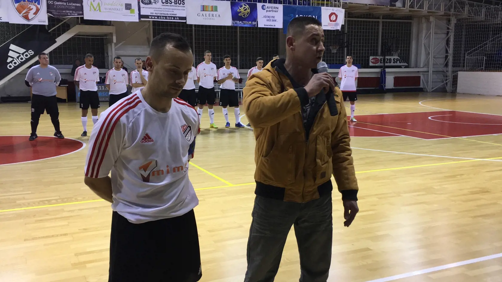Otec Dominiky Pavol bol dojatý a povedal, že peniaze použijú na jej pobyt v Kováčovej.