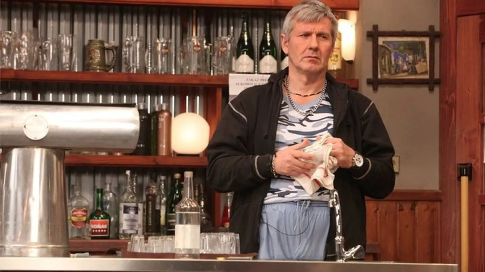 Kroner naposledy účinkoval ako Miňo Demovič v seriáli Profesionáli.