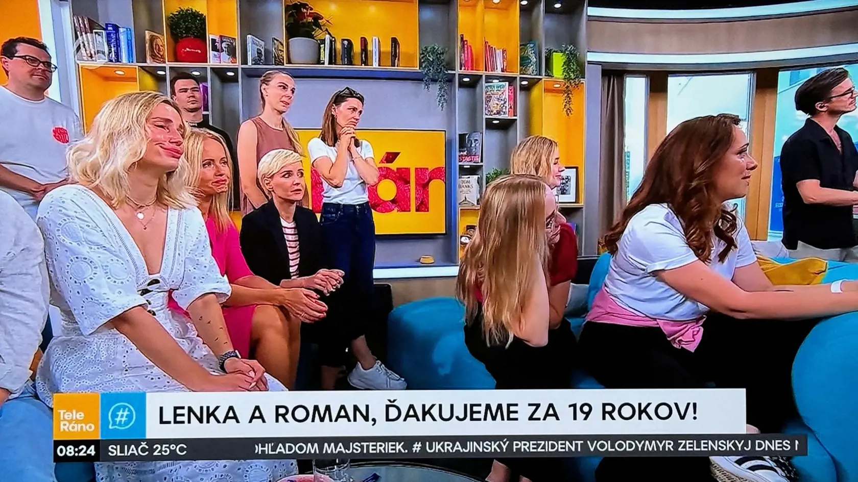 Posledné vysielanie Lenky a Romana. Šóošová sa rozplakala. Takto vyzerala jej rozlúčka s Teleránom.
