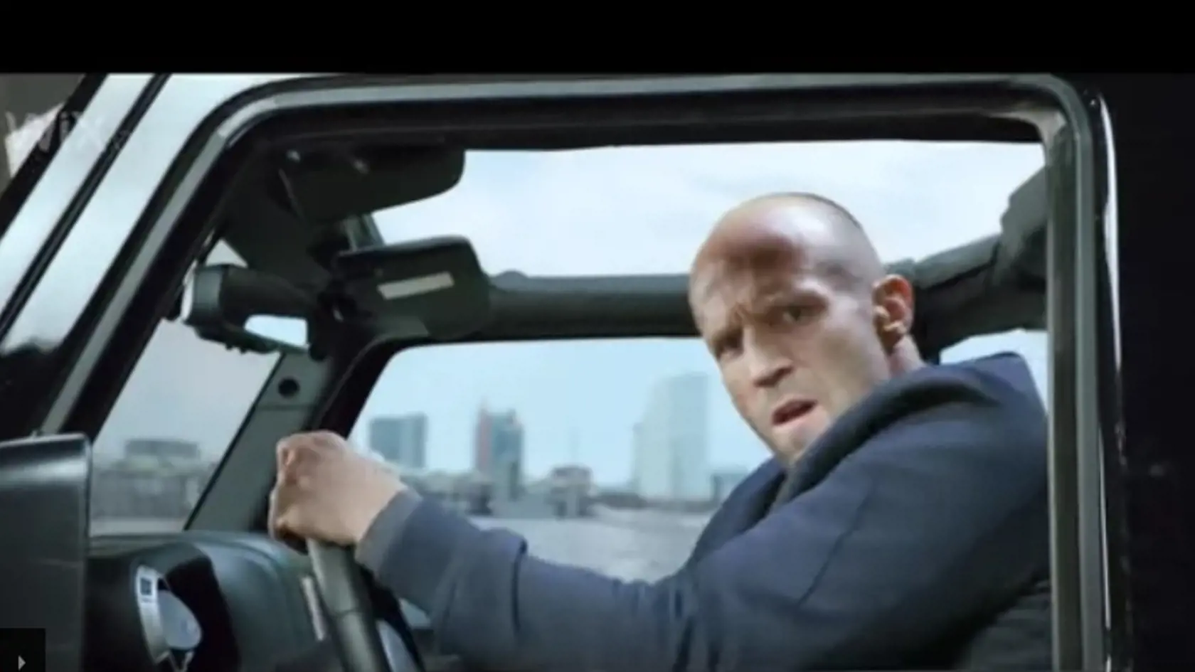 Aj Jason Statham sa objavil v reklamách.