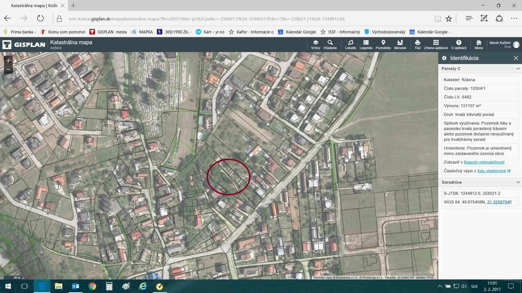 Katastrálna mapa s vyznačeným pozemkom.