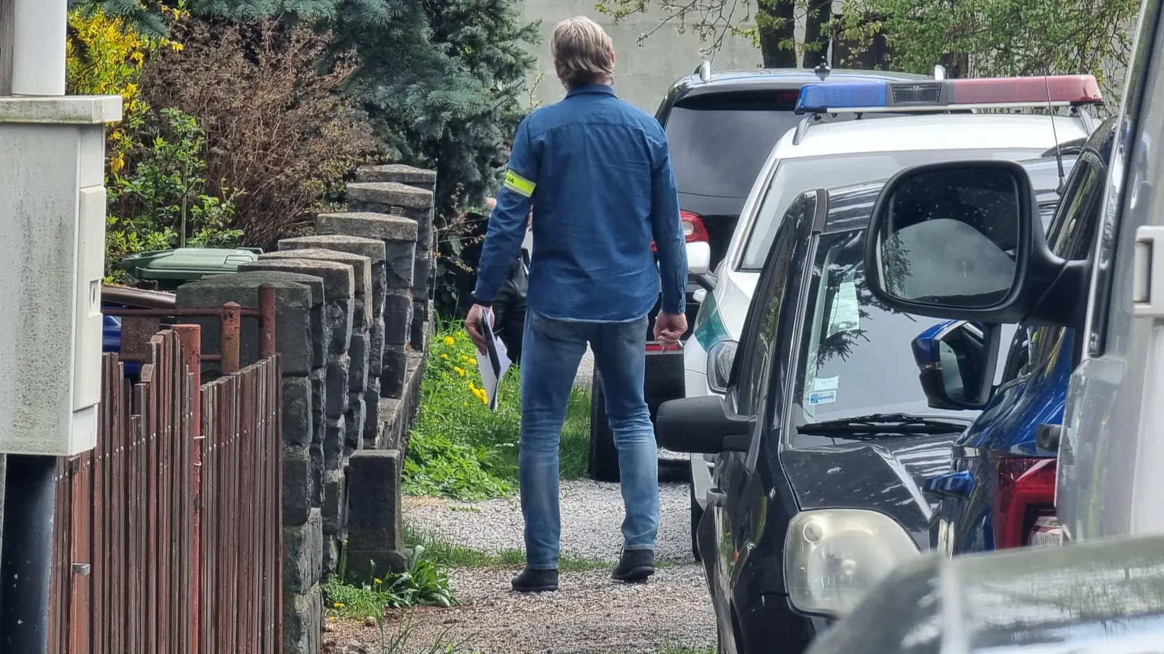 Žena našla v dome dvoch mužov s prestrelenými hlavami.