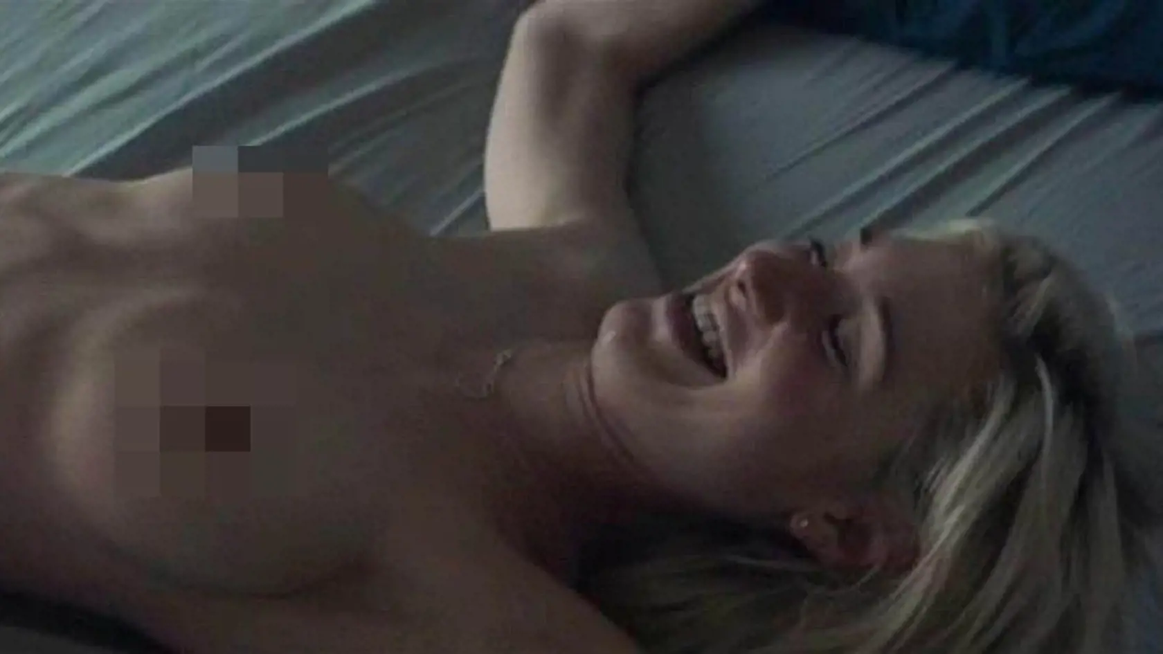 Elizabeth Debicki ukázala vo filme takmer úplne všetko.