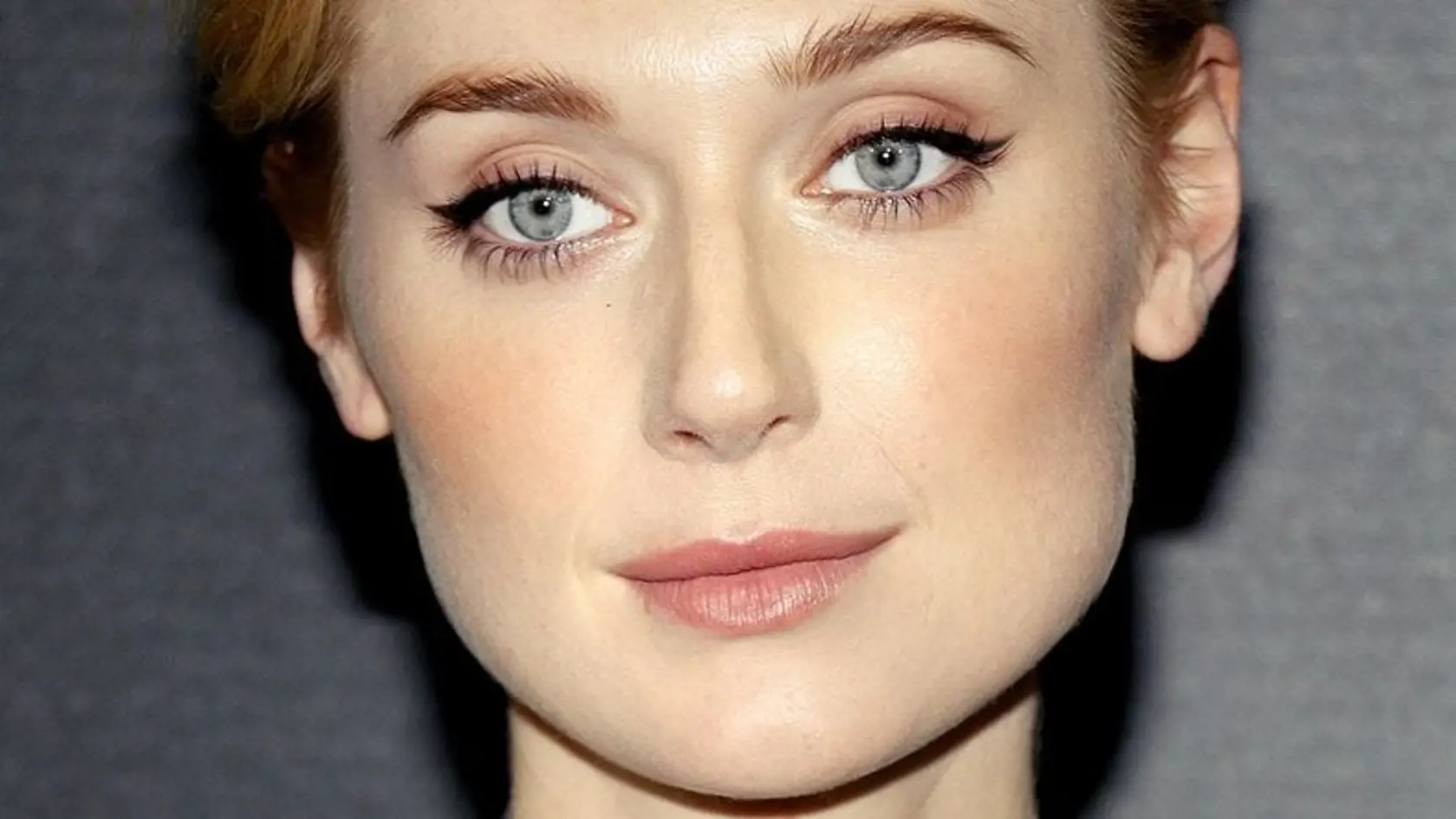 Elizabeth Debicki (29)
