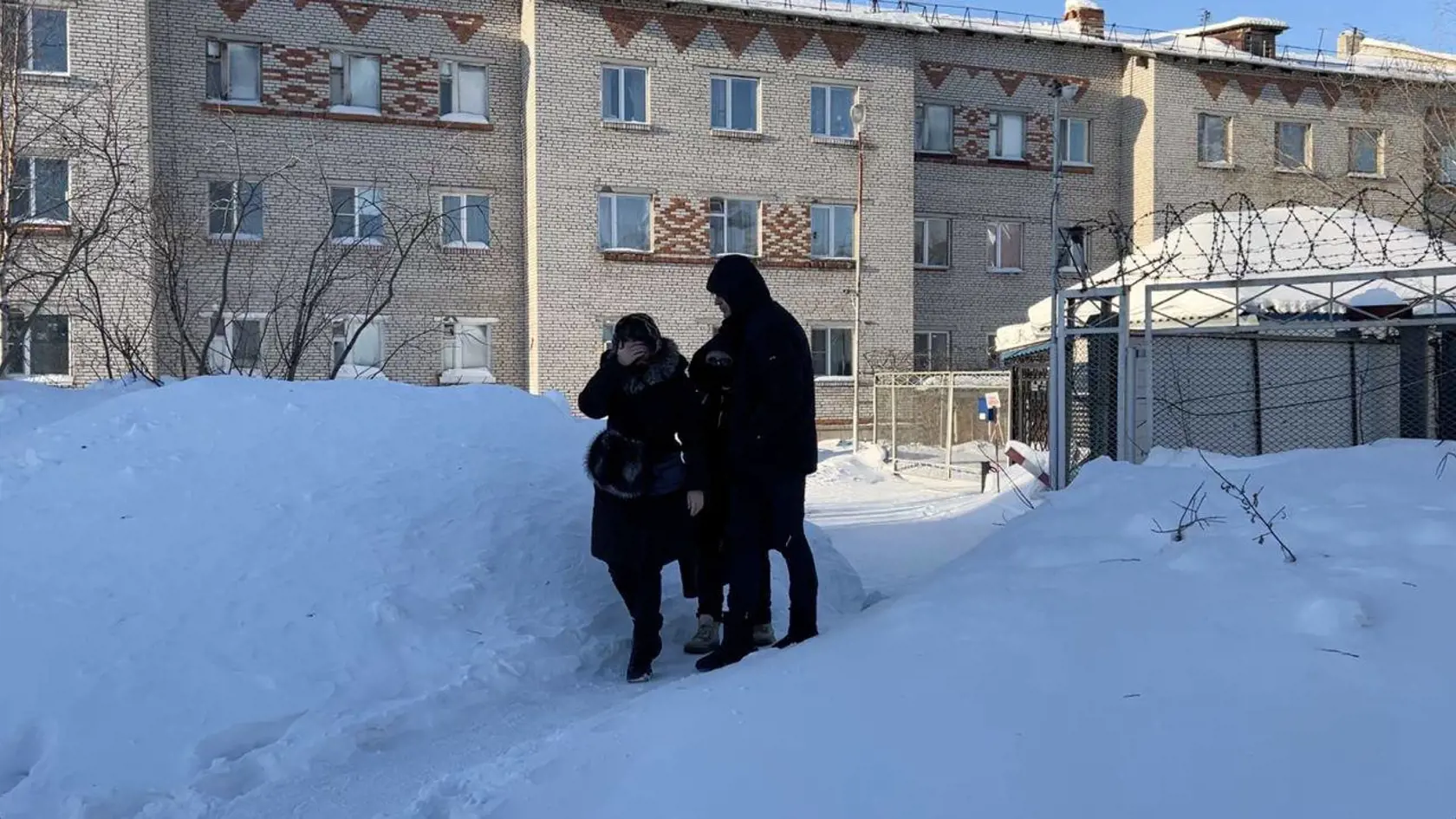 Do márnice v trestaneckej kolónii prišla Navaľného matka, telo jej syna však malo záhadne zmiznúť!