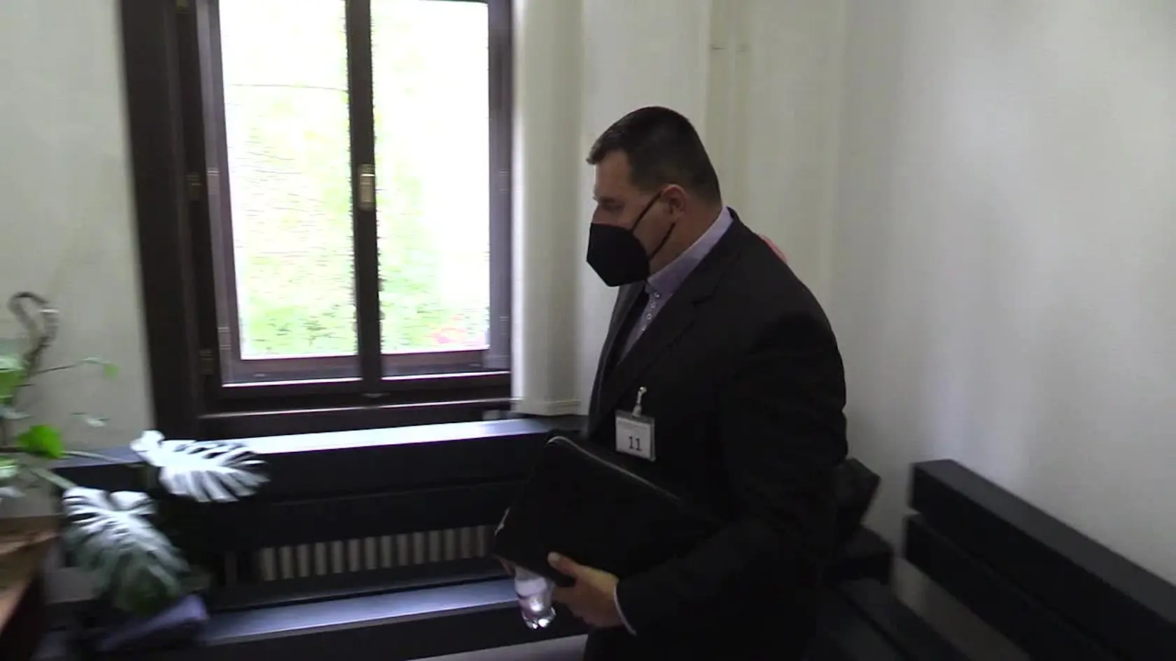 Najvyšší súd poslal synovca exšéfa parlamentu Pavla Pašku - Braislava Pašku na 5 rokov za mreže za machinácie pri verejnom obstarávaní.