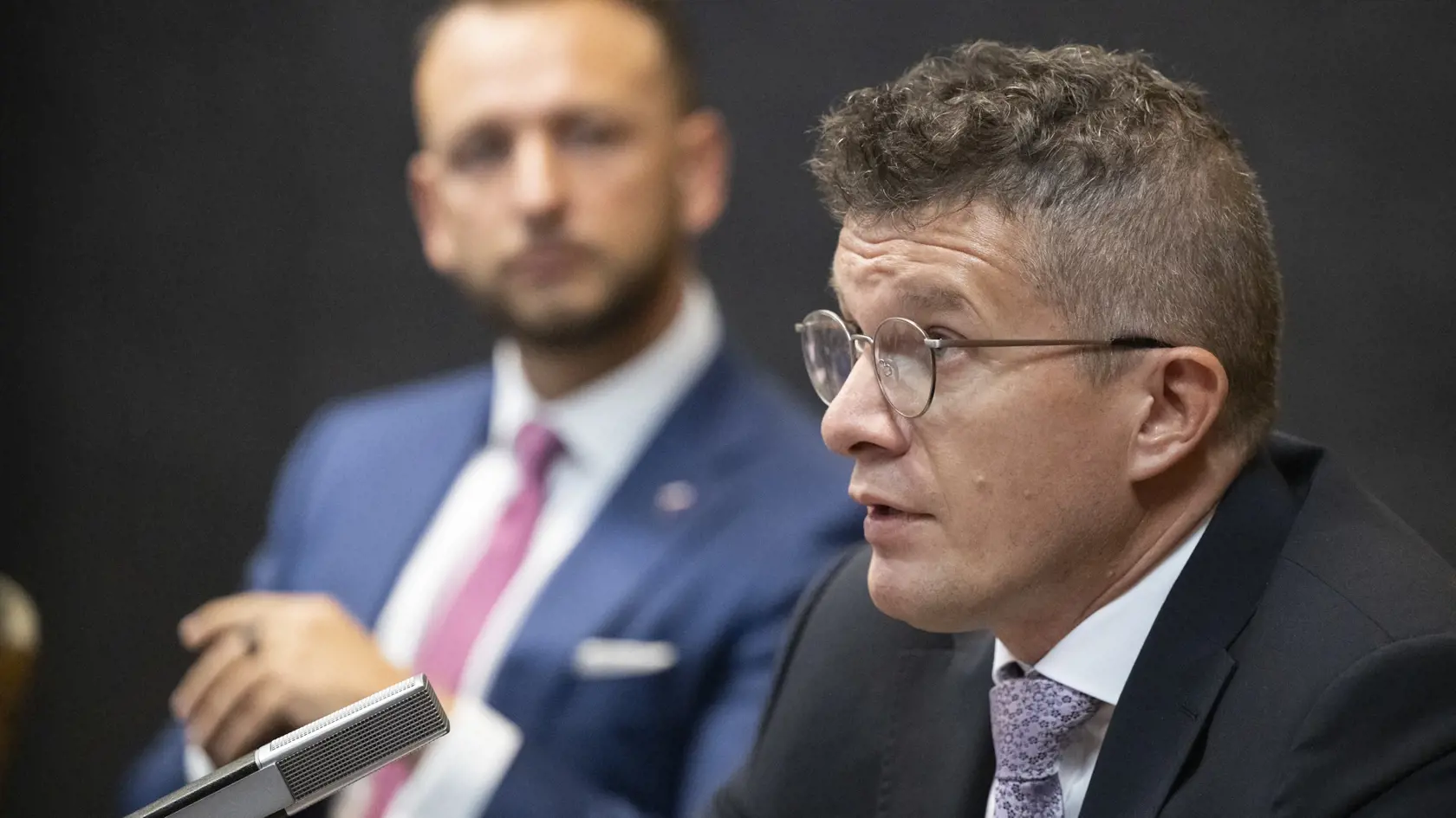 Šéf Úradu inšpekčnej služby Branislav Zurian s ministrom vnútra Matúšom Šutajom Eštokom. FOTO TASR - Martin Baumann