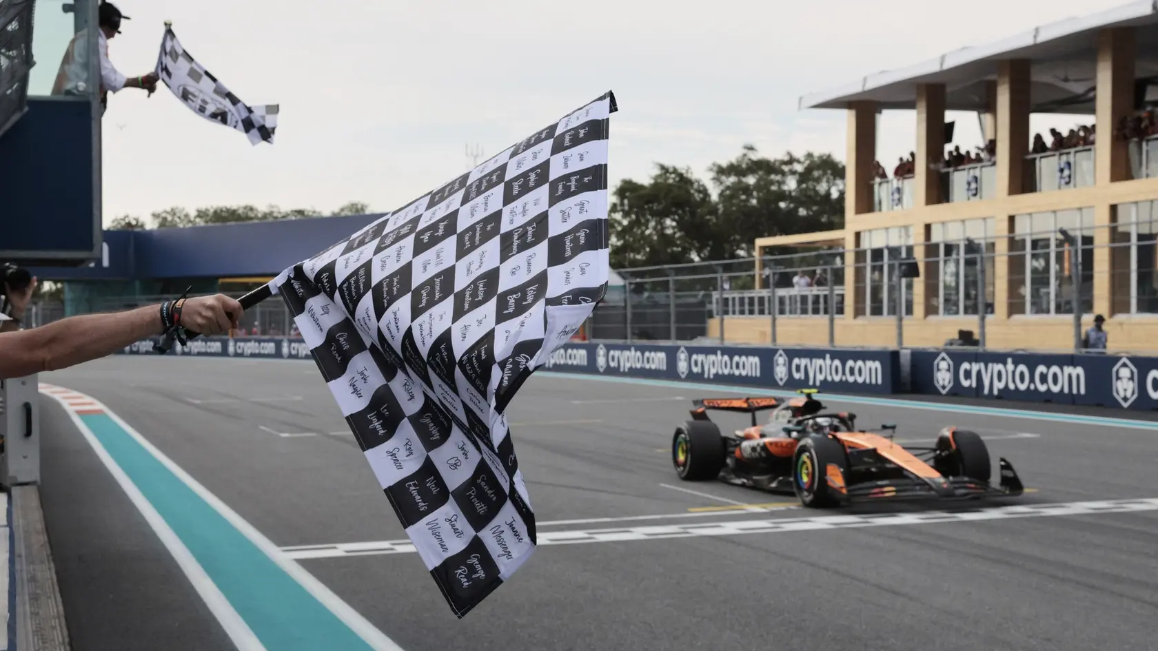 Kvíz pre fanúšikov F1: Priradiť pilota k správnemu tímu bude pre vás hračka!
