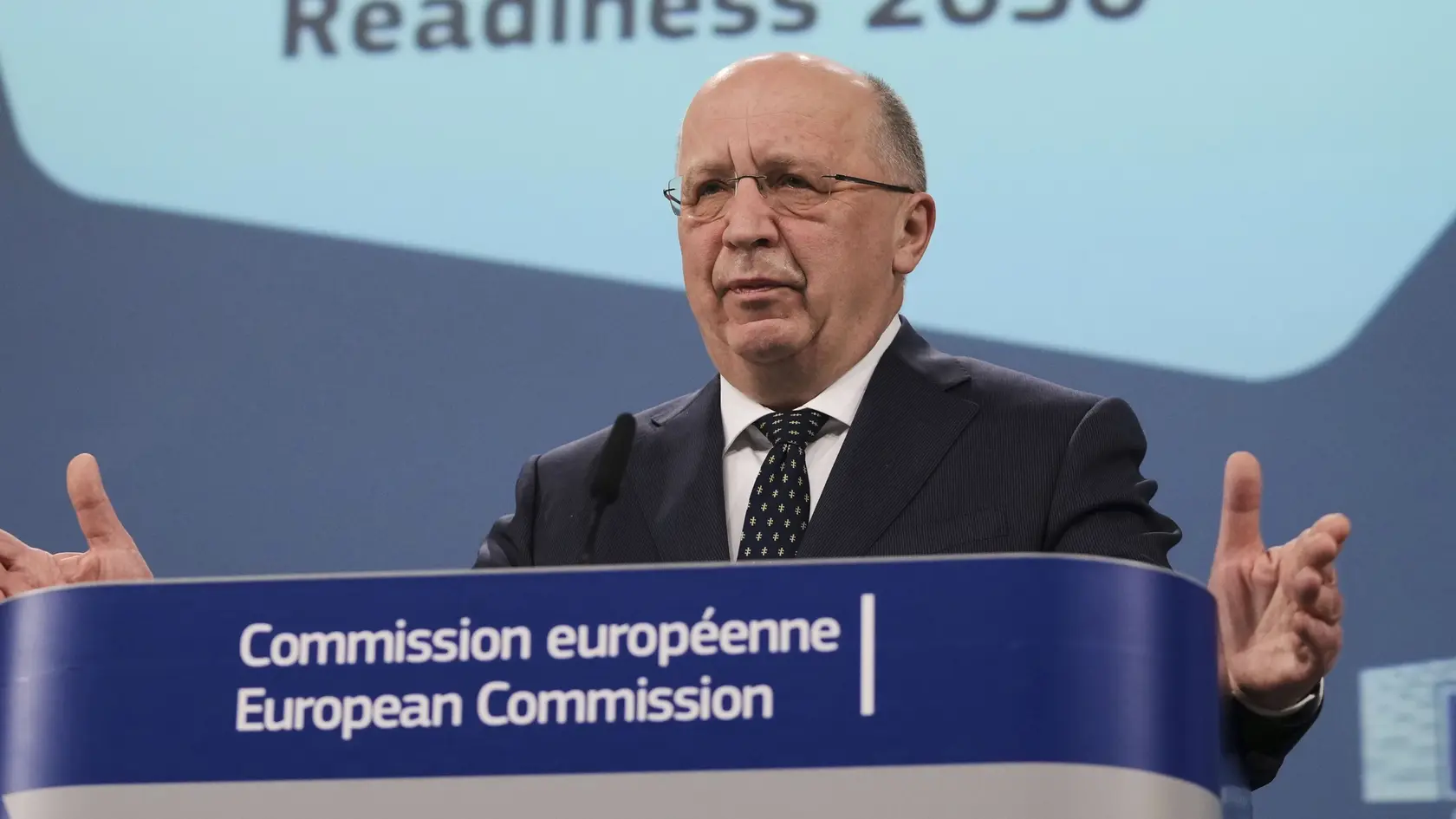 Európsky komisár pre obranu a vesmír Andrius Kubilius