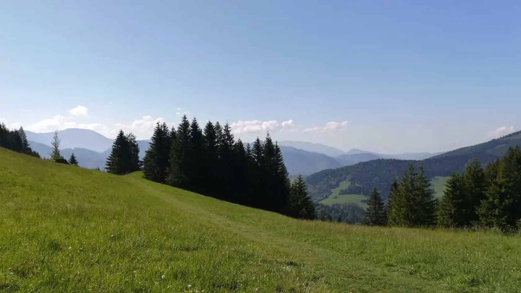 Prechádzky zvládnu turisti všetkých vekových kategórii.