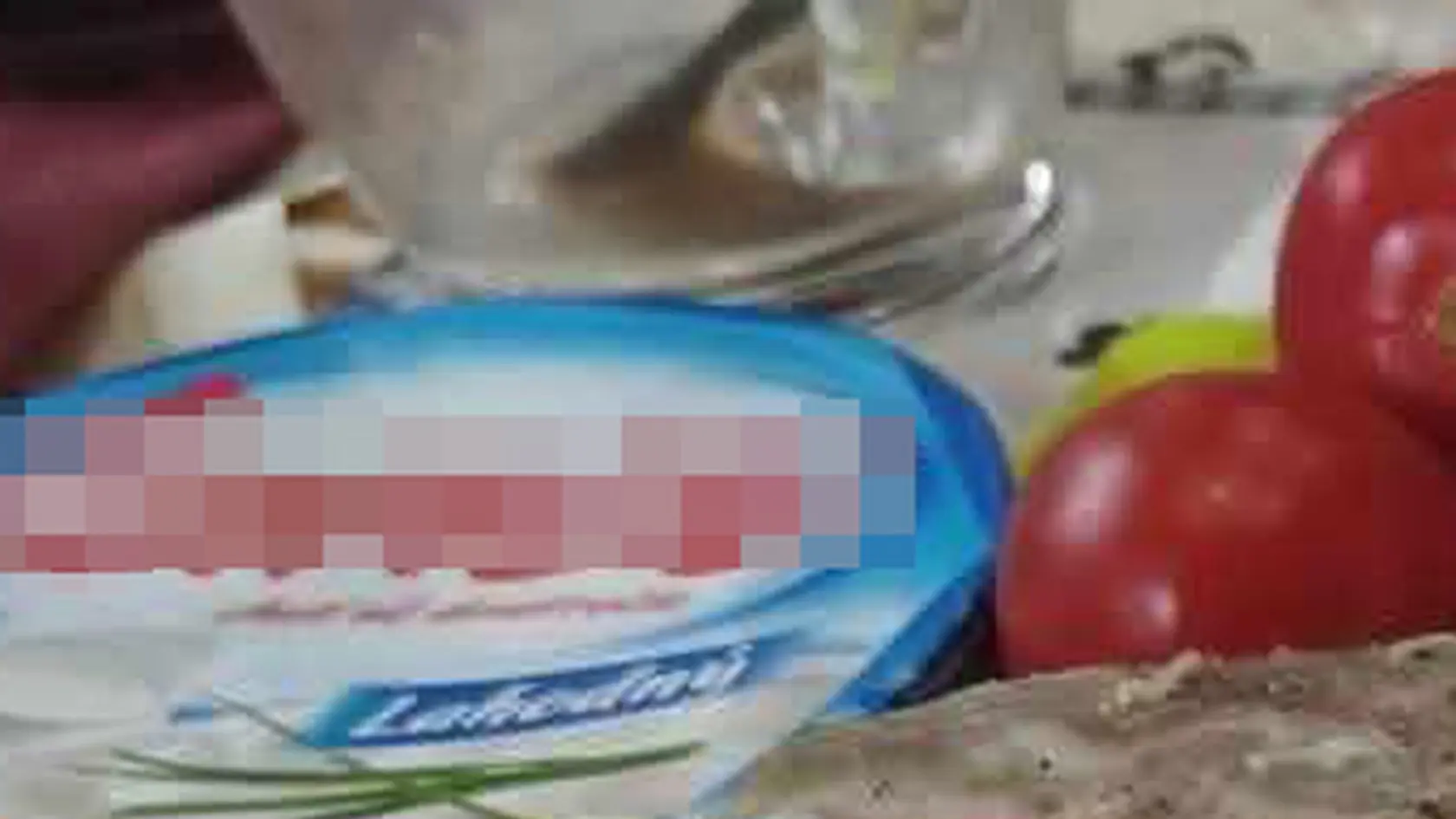 Slovák sa pustil do obľúbenej pochúťky, čo v nej našiel ho šokovalo.