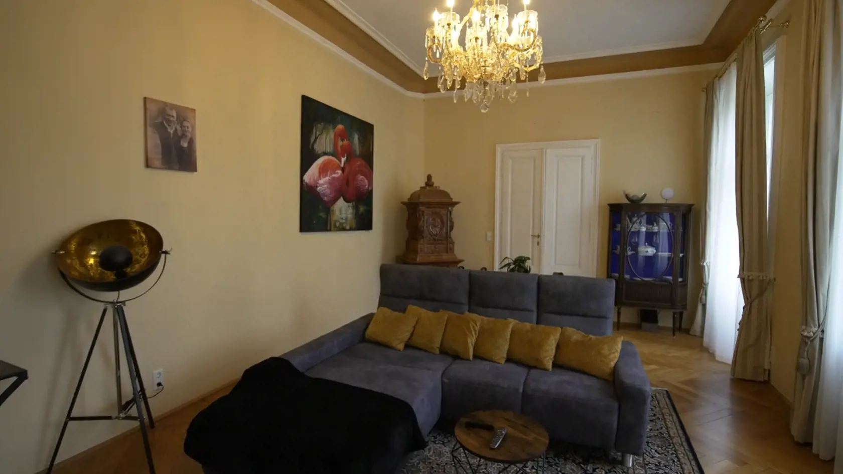 Obývačka je pre ňu oázou pokoja.