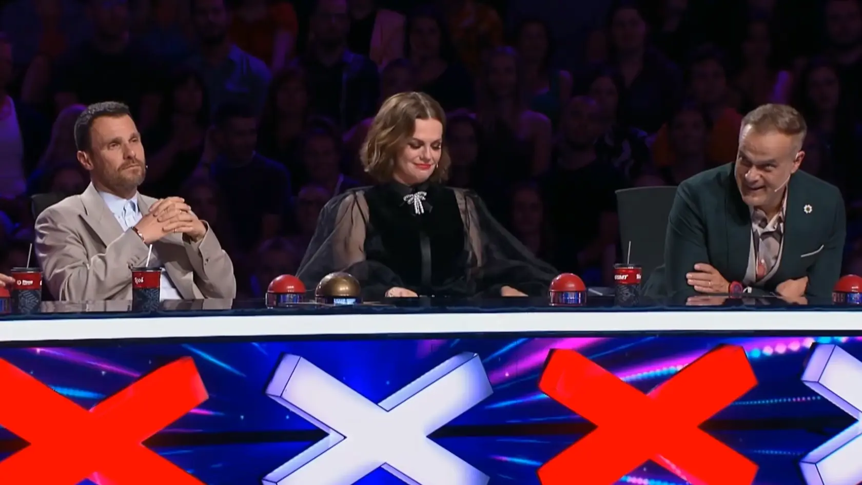Porotu mladý raper rozdelil. Kým sa Jaro Slávik náramne bavil, Marta Jandová bola pohoršená.