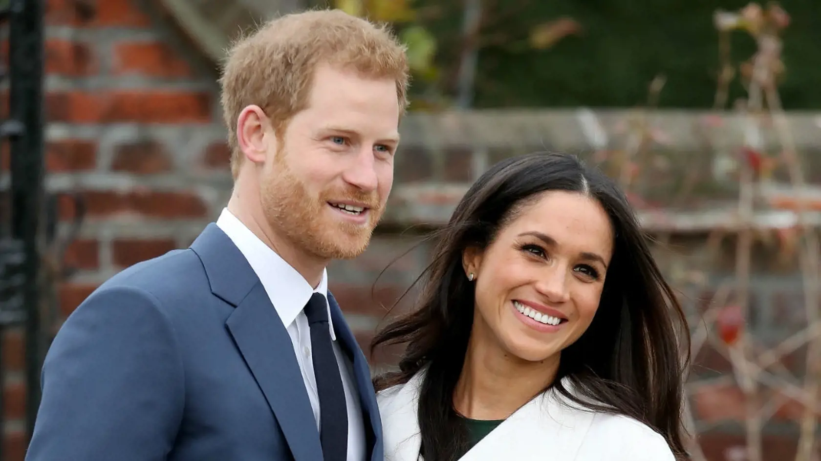 Princ Harry a jeho manželka Meghan sa rozhodli vzdať kráľovských povinností. Môžu však stratiť aj kráľovskú apanáž.