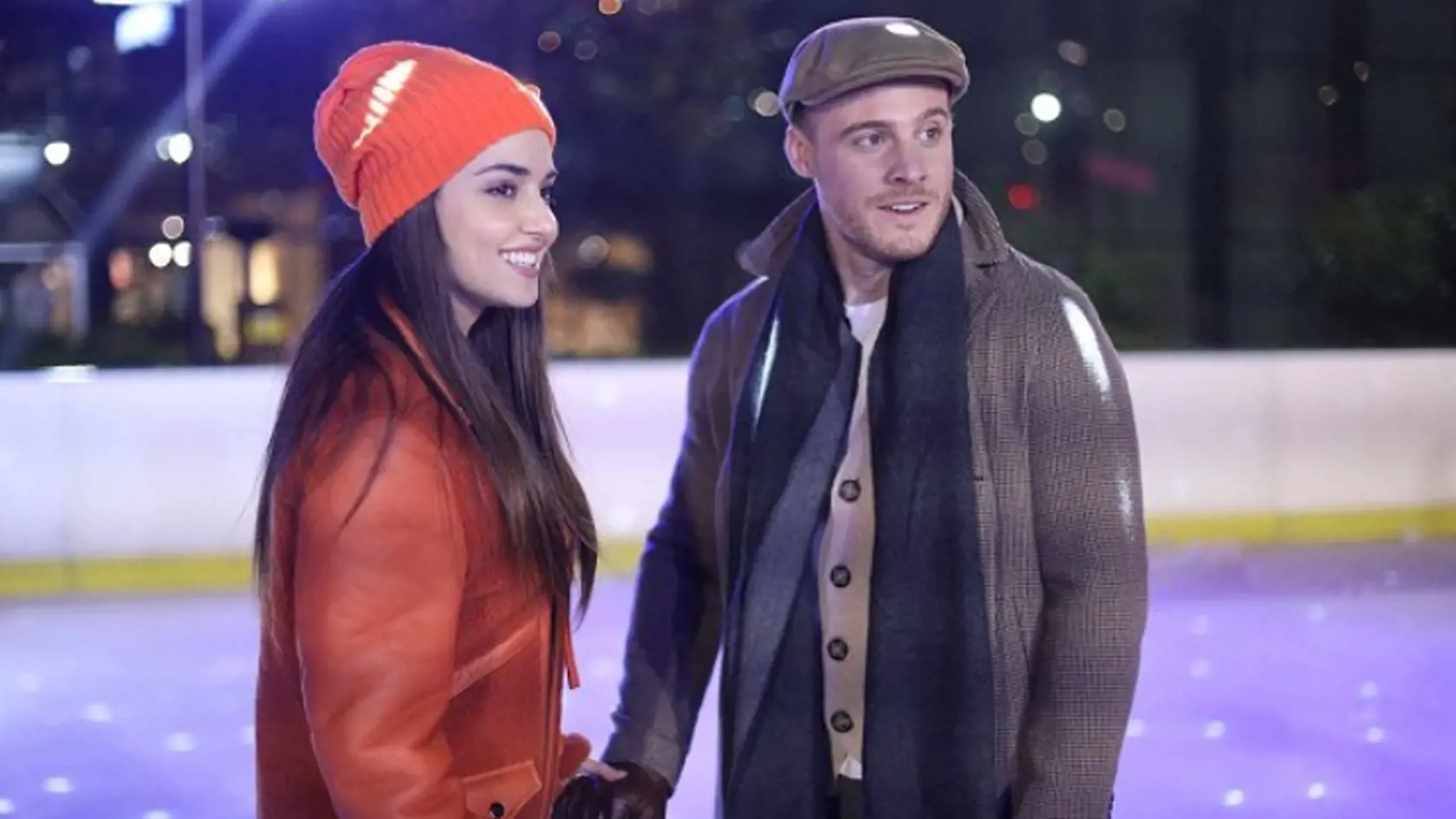 Medzi Hande a Keremom na pľaci preskočila iskra.