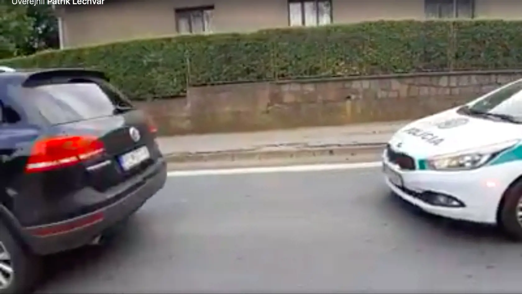 Na miesto prišla policajná hliadka.